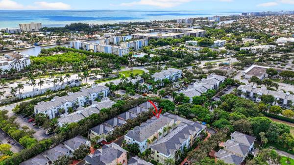 Heritage Club, 1054 E Heritage Club Cir, Delray Beach, Florida 33483, image 3