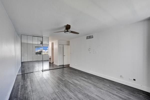 Winston Towers 500, 301 174th St #1401, Sunny Isles Beach, Florida 33160, image 1