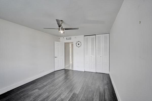 Winston Towers 500, 301 174th St #1401, Sunny Isles Beach, Florida 33160, image 2