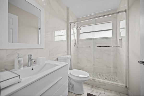 Crestwood Glen, 133 Nottingham Rd, Royal Palm Beach, Florida 33411, image 2