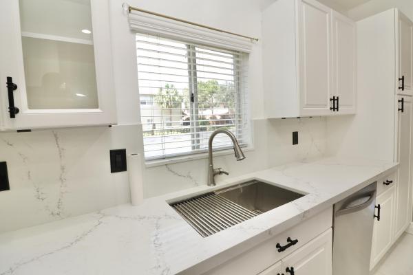 Carriage Homes At Bentley Park, 2952 NW 33rd Ln, Lauderdale Lakes, Florida 33311, image 3
