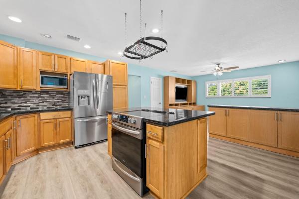 Plantation Park Lakesites, 6131 SW 8th St, Plantation, Florida 33317, image 3