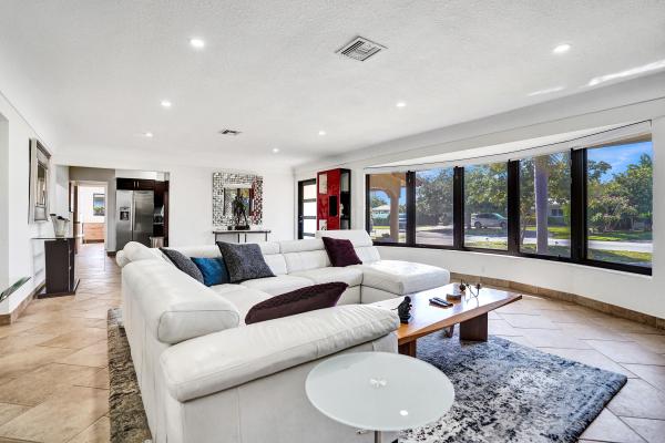 Coral Ridge Isles, 1520 NE 53rd St, Fort Lauderdale, Florida 33334, image 3
