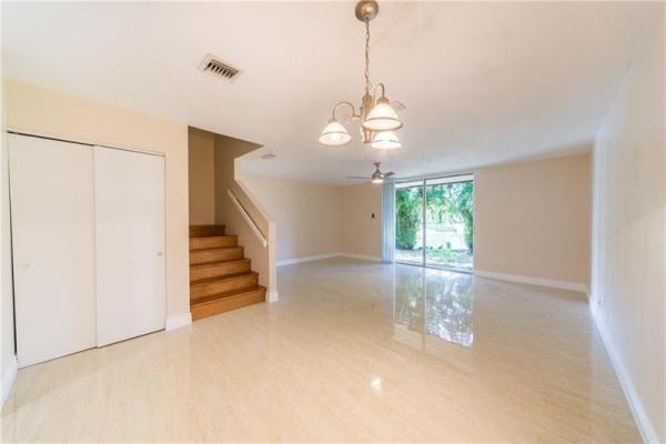 Hampton East, 1343 Hampton Blvd, North Lauderdale, Florida 33068, image 2