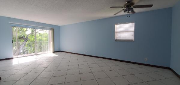 Sherwood Square, 1100 NW 87th Ave #408, Coral Springs, Florida 33071, image 1