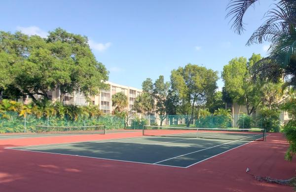 Sherwood Square, 1100 NW 87th Ave #408, Coral Springs, Florida 33071, image 3