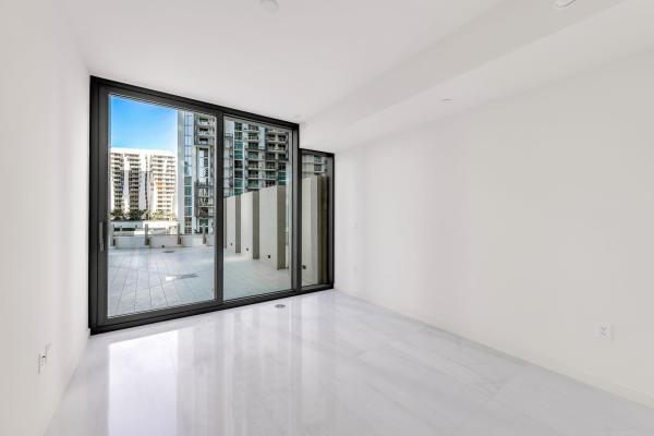 Met 1, 300 S Biscayne Blvd #T-1508, Miami, Florida 33131, image 1
