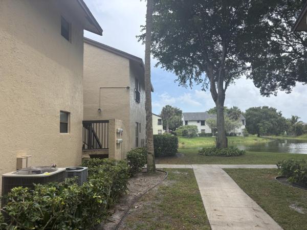 Karanda Village 3, 3803 Cocoplum Cir #3564, Coconut Creek, Florida 33063, image 1