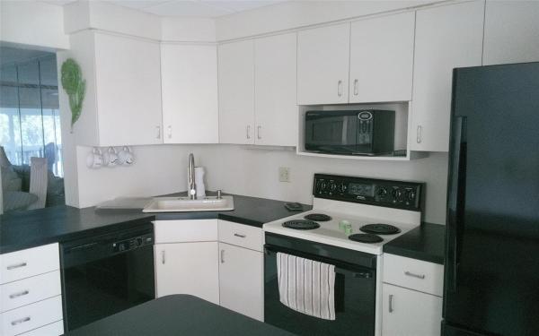 Isle Of Paradise, 460 Paradise Isle Blvd #301, Hallandale Beach, Florida 33009, image 2