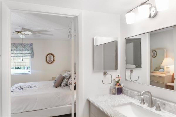 Pine Ridge South 1, 106 Lake Pine Cir #C-1, Greenacres, Florida 33463, image 3