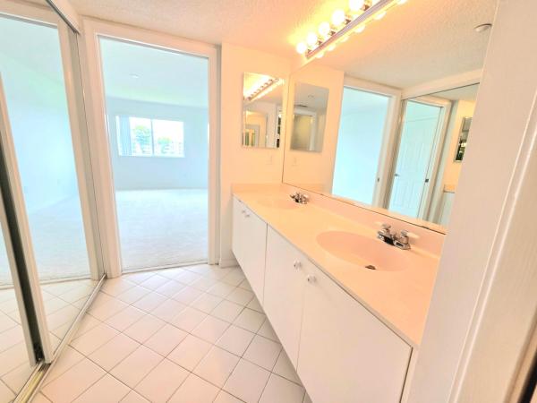 Southampton, 7751 Southampton Ter #201, Tamarac, Florida 33321, image 2