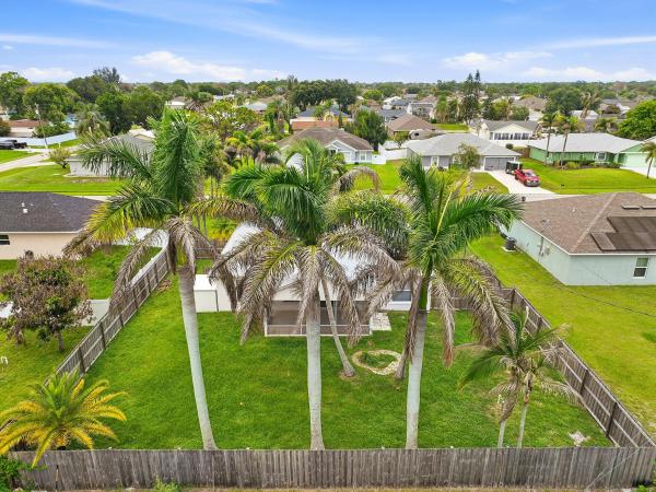 292 SW Pagoda Ter, Port St. Lucie, Florida 34984, image 3