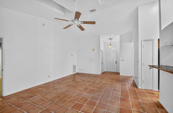 5052 Arbor Glen Cir, Lake Worth, Florida 33463, image 3