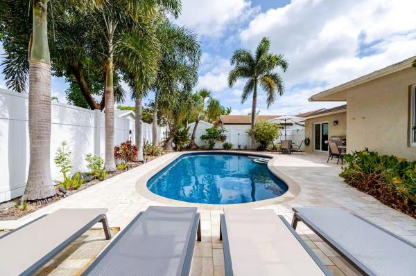 Palm-Aire Village, 6741 NW 26th Way, Fort Lauderdale, Florida 33309, image 1