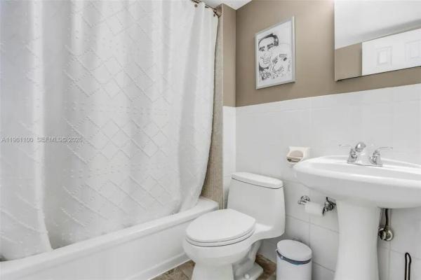 Royal Park, 120 Royal Park Dr #4F, Oakland Park, Florida 33309, image 3