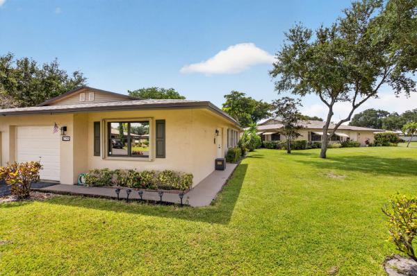 Chanteclair Villas, 1632 Palmland Dr, Boynton Beach, Florida 33436, image 3