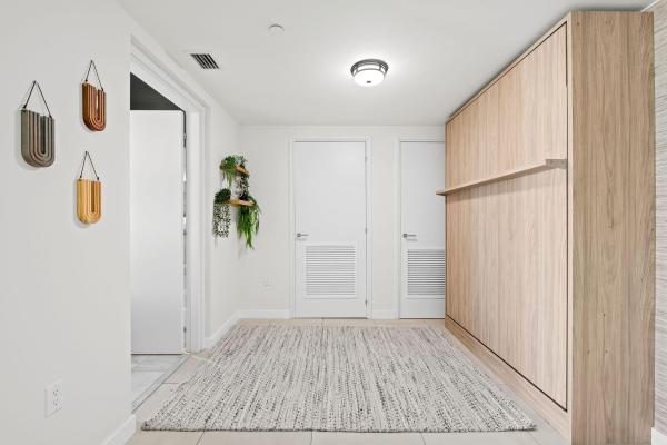 Tiffany House, 401 N Birch Rd #409, Fort Lauderdale, Florida 33304, image 3