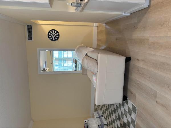 Venetian Park Gardens, 2121 NE 42nd Ct #202C, Lighthouse Point, Florida 33064, image 3