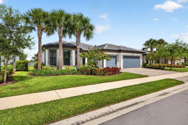 Oak Tree, 4609 Pinehurst Trl W, Oakland Park, Florida 33309, image 1