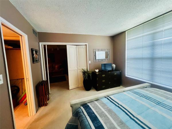 Oaks Lane At Palm-Aire, 605 Oaks Dr #1009, Pompano Beach, Florida 33069, image 2