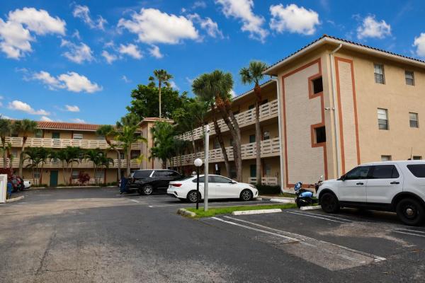 3246 NW 102nd Ter #308-F, Coral Springs, Florida 33065, image 1