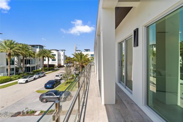 221 Shore Ct, Lauderdale By The Sea, Florida 33308, image 3