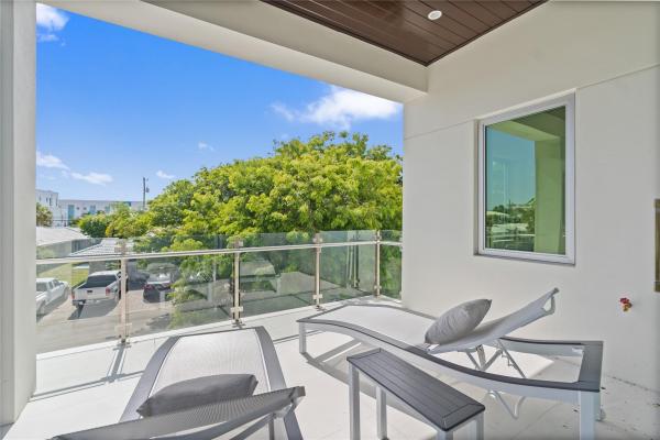 221 Shore Ct, Lauderdale By The Sea, Florida 33308, image 1
