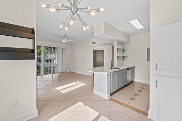 Hypoluxo's Mariner's Cay, 1000 Scotia Dr #102, Hypoluxo, Florida 33462, image 3