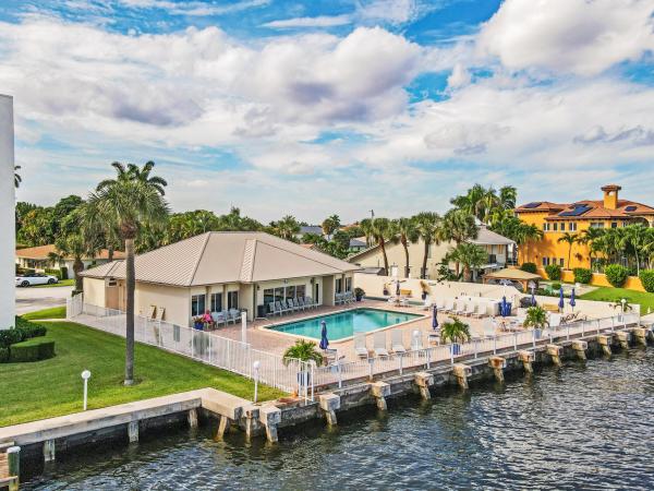 Snug Harbor Gardens, 650 Snug Harbor Dr #G401, Boynton Beach, Florida 33435, image 1