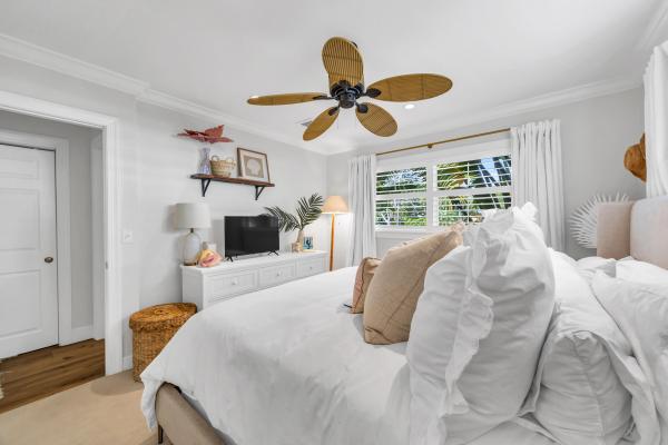 Jupiter In The Pines, 366 Elm Ave, Tequesta, Florida 33469, image 1