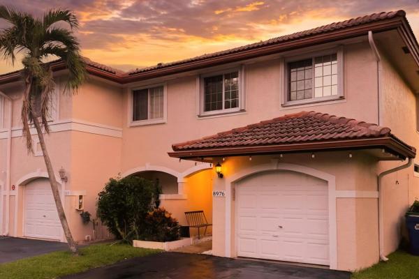 Village Green, 8976 NW 38th Dr, Coral Springs, Florida 33065, image 2