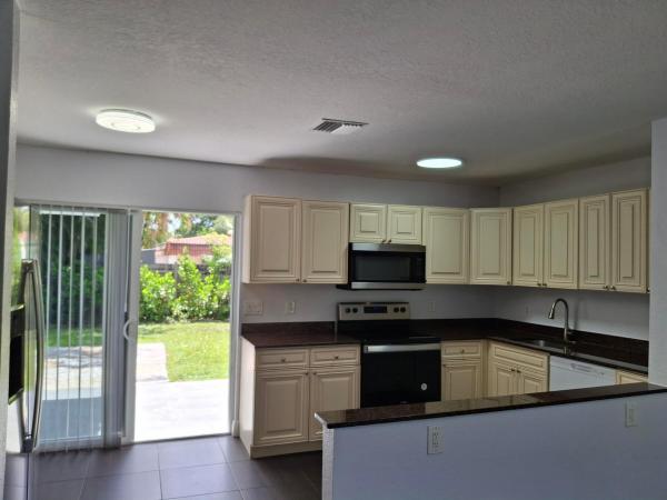 3731 NW 110th Ave #A-B, Coral Springs, Florida 33065, image 3