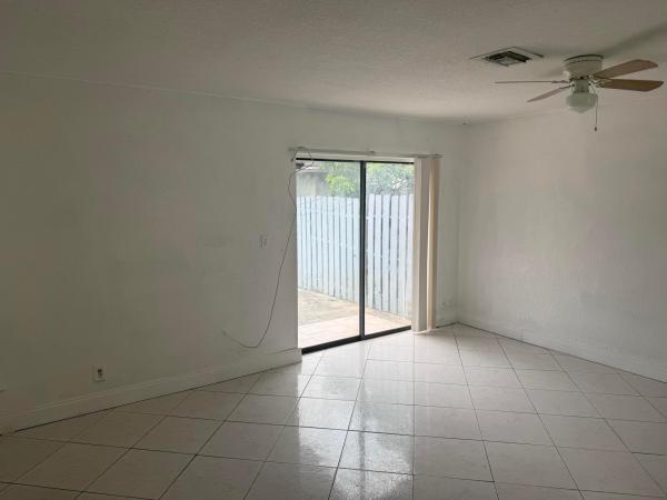 Cedar Villas, 7814 Pembroke Rd, Miramar, Florida 33023, image 3