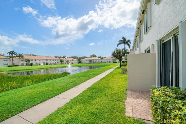 Drexel Park Townhomes, 16122 Poppyseed Cir #1401, Delray Beach, Florida 33484, image 3