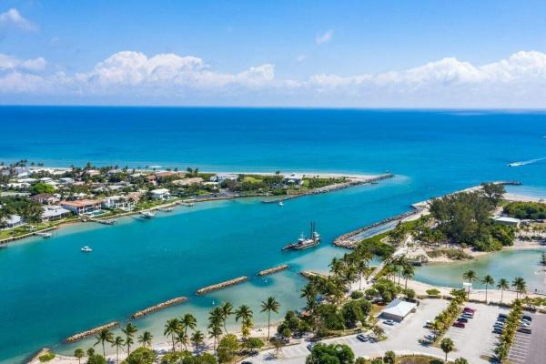 Tuscany At Abacoa, 1852 Jeaga Dr, Jupiter, Florida 33458, image 1