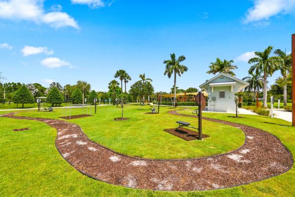 Alton, 5197 Beckman Ter, Palm Beach Gardens, Florida 33418, image 2