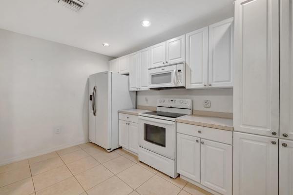 The Preserve At The Savannahs, 1804 E Sanderling Ln #B, Fort Pierce, Florida 34982, image 3