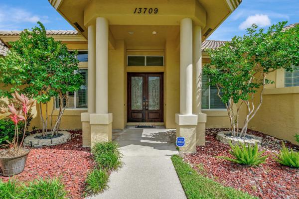 Sugar Pond Manor, 13709 Columbine Ave, Wellington, Florida 33414, image 2