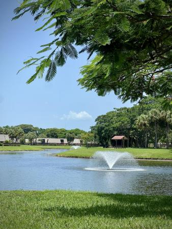Village Of Sandalwood Lakes South, 5121 51st Way, West Palm Beach, Florida 33409, image 1