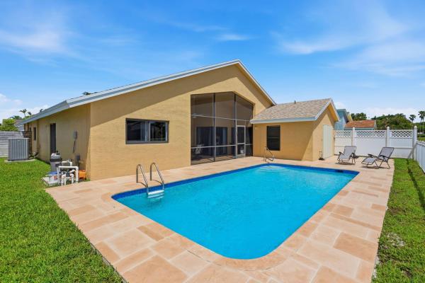 Country Landing 3 At Loggers Run, 20986 Rustlewood Ave, Boca Raton, Florida 33428, image 2
