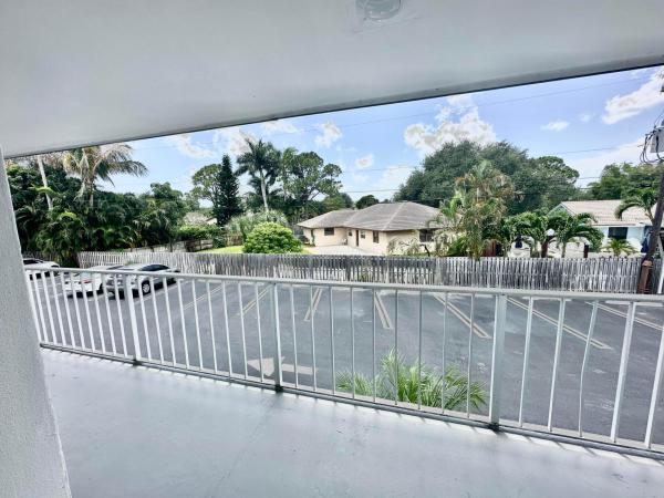 Tequesta Garden, 6 Garden St #204P, Tequesta, Florida 33469, image 3