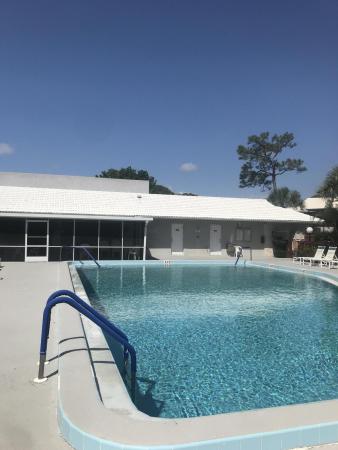 Camelot Gardens, 303 SE Castle Ct #3-C, Port St. Lucie, Florida 34952, image 2