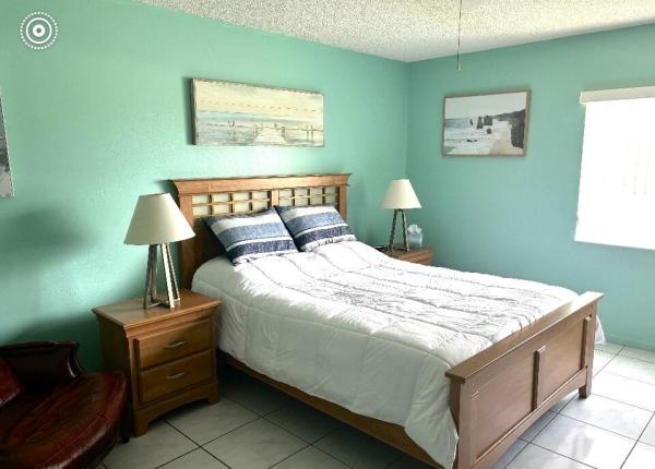 Pine Ridge South 1, 101 Lake Pine Cir #B-2, Greenacres, Florida 33463, image 3
