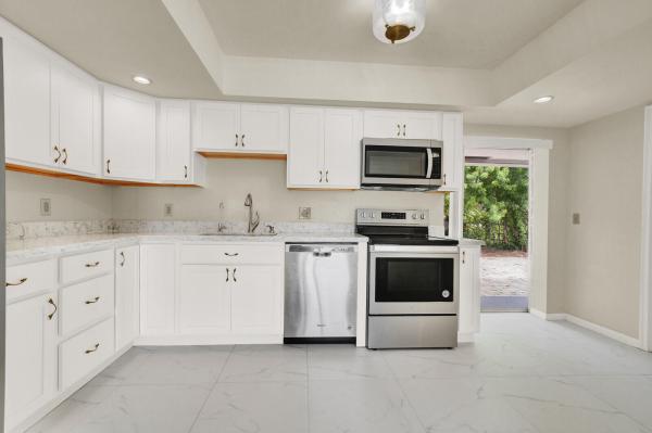 Sandalfoot Cove, 22229 SW 65th Ter, Boca Raton, Florida 33428, image 2
