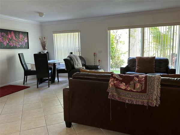 Crystal Pointe Townhomes, 4460 Crystal Lake Dr, Deerfield Beach, Florida 33064, image 2