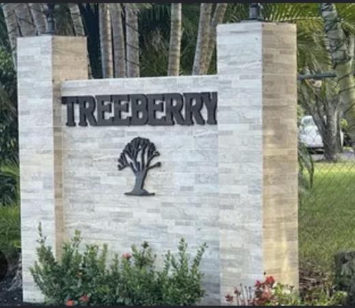 4195 Turnberry Cir #802, Lake Worth, Florida 33467, image 1