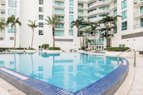 Met 1, 300 S Biscayne Blvd #T-2208, Miami, Florida 33131, image 2