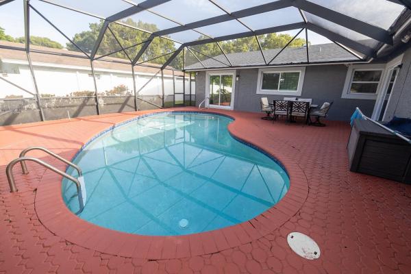 Palm Beach Lakes North, 2045 Pinehurst Dr, West Palm Beach, Florida 33407, image 3