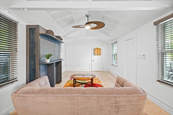 305 NE 14th Ave, Fort Lauderdale, Florida 33301, image 2