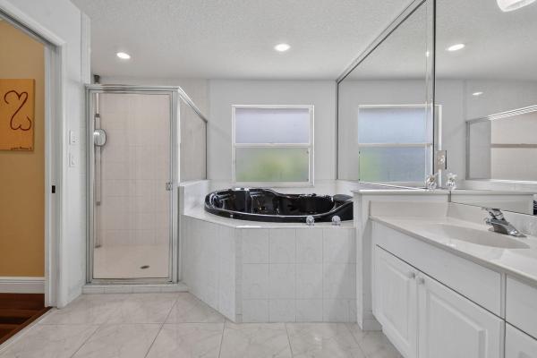 The Estates Of Royal Palm Beach, 118 Fernwood Cres, Royal Palm Beach, Florida 33411, image 3